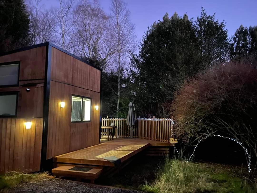 Tiny House In The Bush - A Minute From Town Centre Ruapehu Unique Stays Raetihi Exterior foto